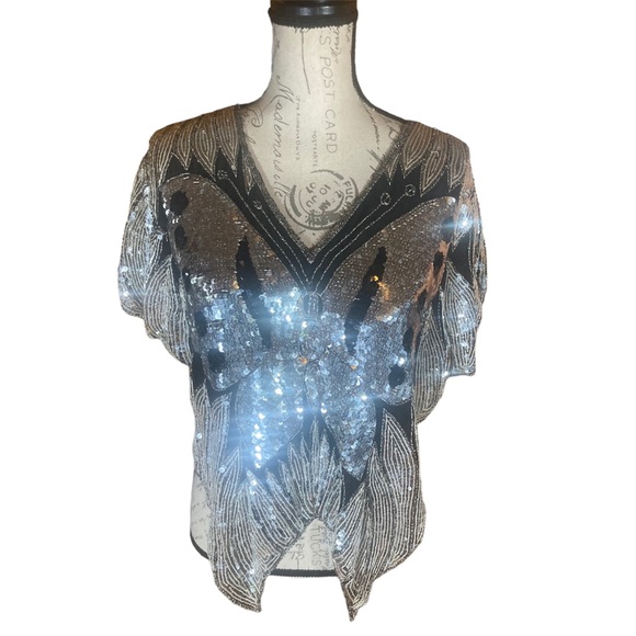 Vintage butterfly sequin top - Picture 2 of 9
